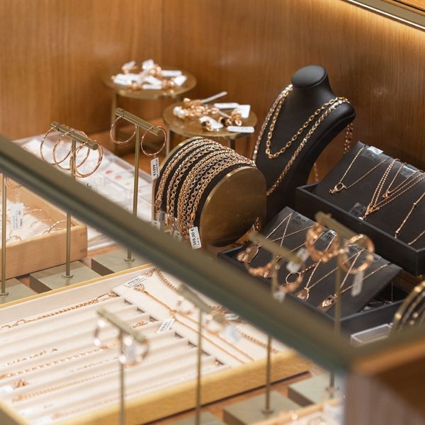 Saaremaa Kaubamaja FB (1200 × 1200px)(1)